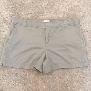 Light gray shorts